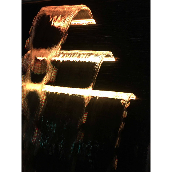 ม่านน้ำตก Emaux PB300-150(มีไฟ LED)