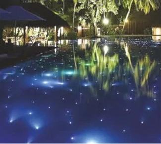 การติดตั้งโคมไฟใต้น้ำ Terra-Lux Light ส่องสว่างระยิบระยับใต้สระว่ายน้ำ
